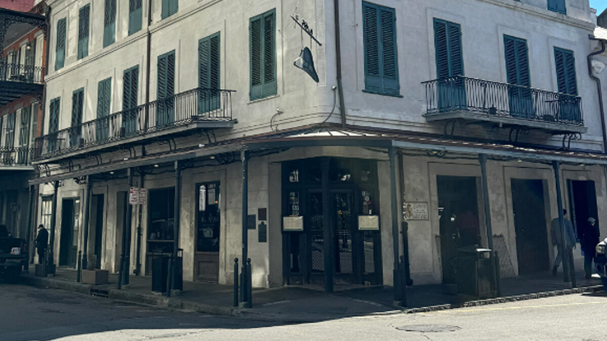 An RDR2 fan finds himself in the real Saint Denis, but this is New Orleans